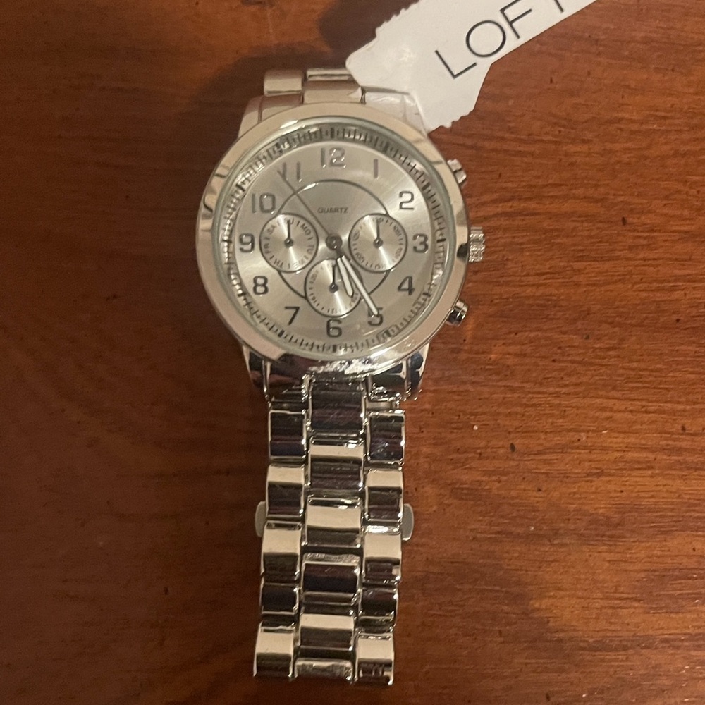 NWT Brand new, never worn LOFT Silver chronograph watch withh adjustable band